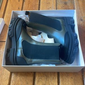 Ganni Chelsea Boot Green NWT